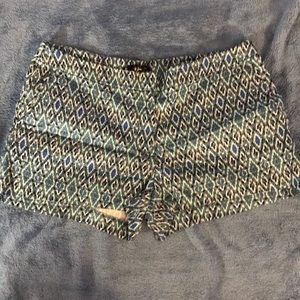 H&M blue geometric pattern shorts